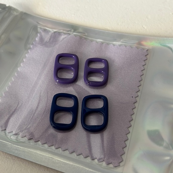 Enamel bottle caps for jewelry or other. Purple and navy blue colors. - Picture 2 of 2